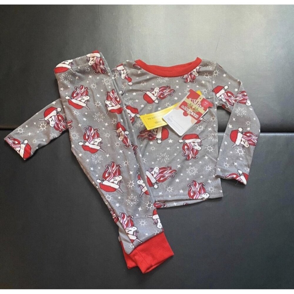 NWT PJ's & Presents Unicorn  Christmas Pajama Set Girls Size 3T